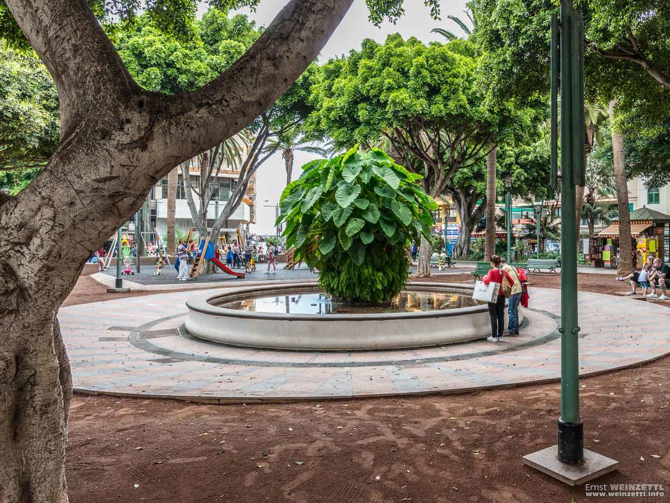 Der Brunnen auf der Plaza del Charco.