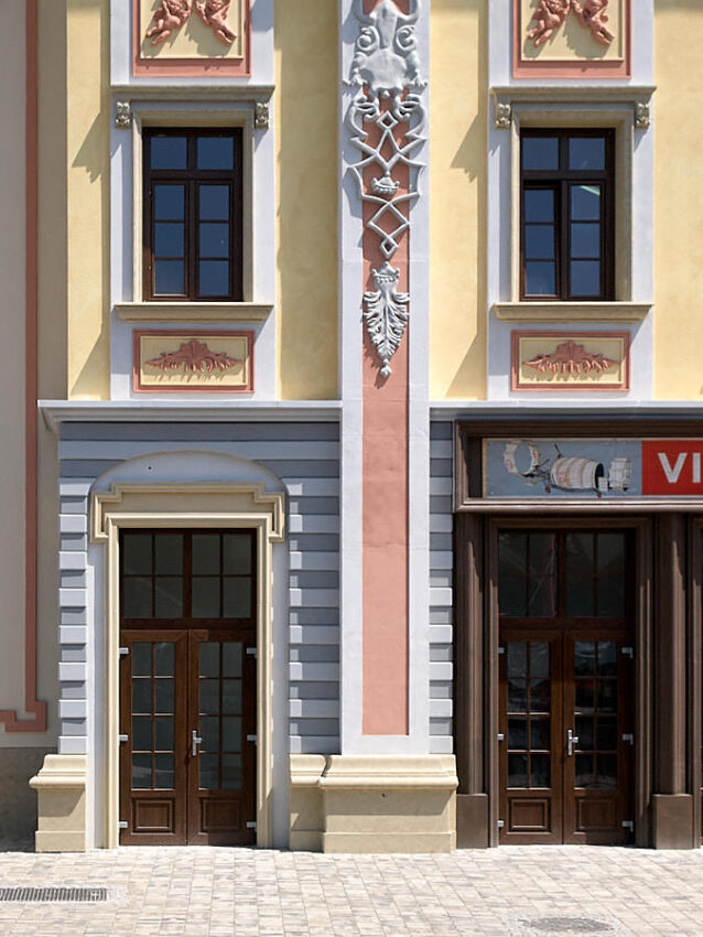Schein-Fassade beim Eingang des Wiener Praters