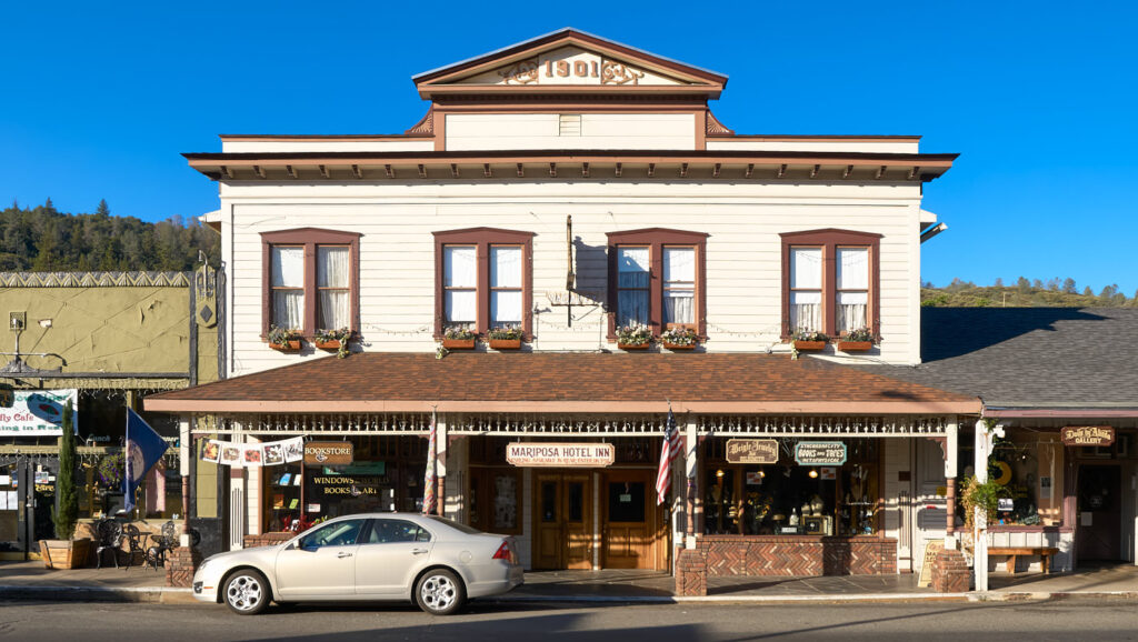 Mariposa Hotel Inn