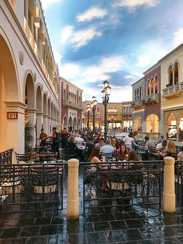 Venetian inside