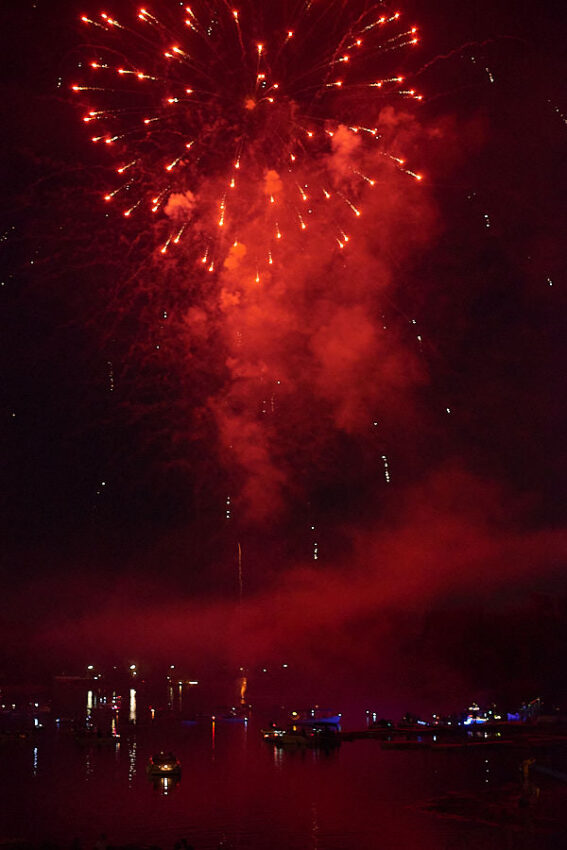 Fireworks, Feuerwerk