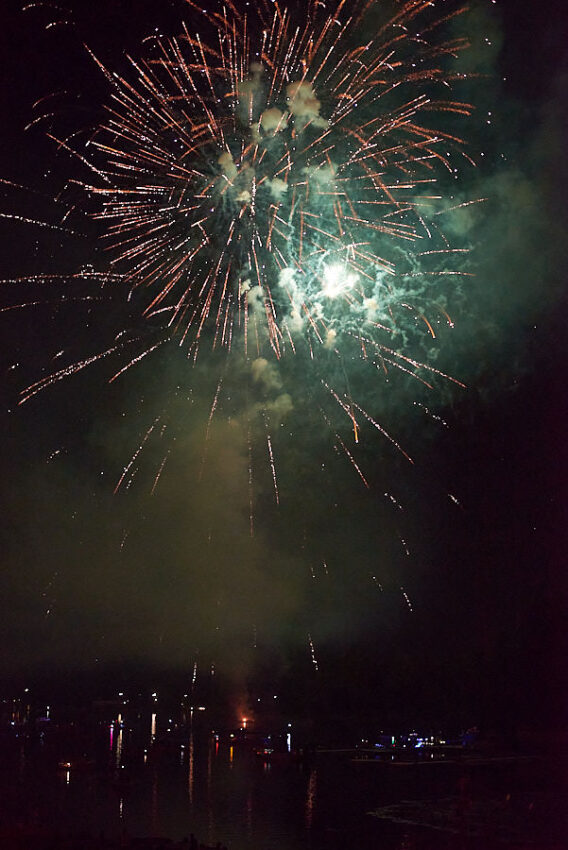 Fireworks, Feuerwerk