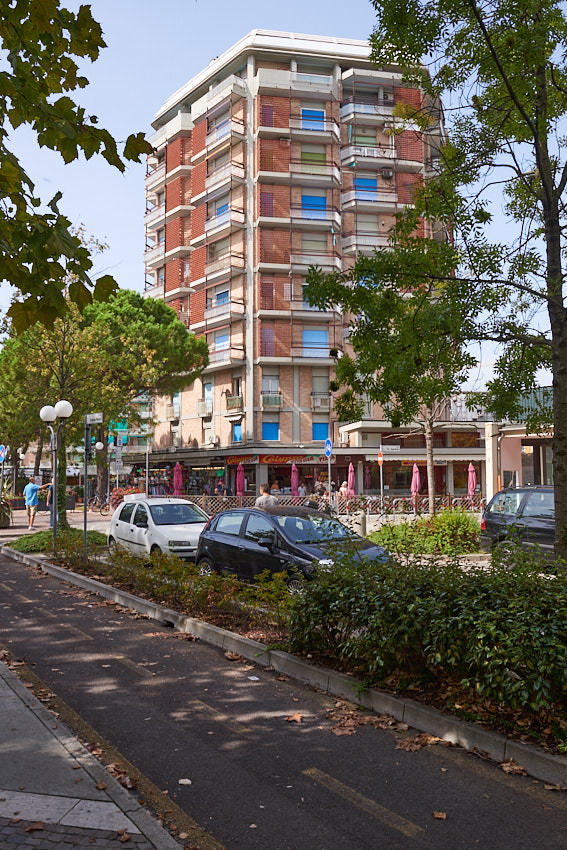 Hotelbauten, wohin das Auge blickt