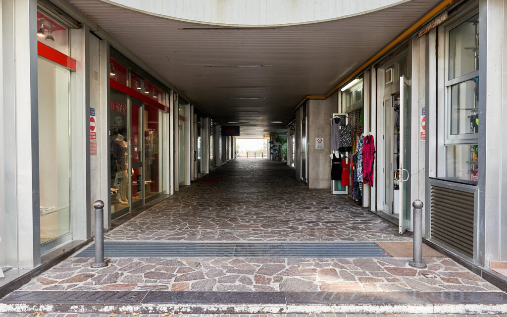 Viale Dante Alighieri, Via Venezia