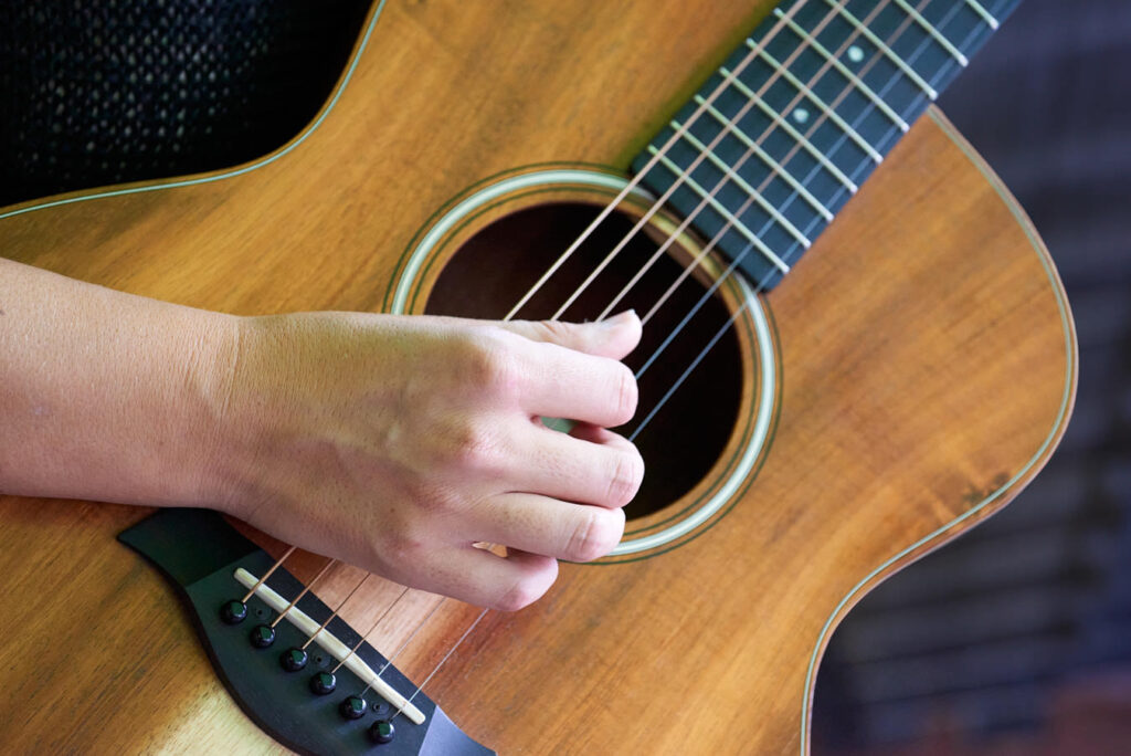 Eine Gitarre