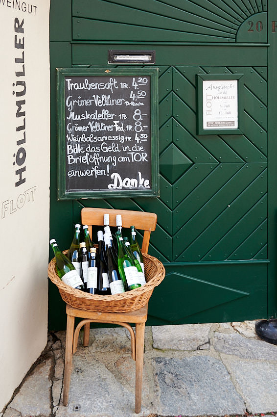 Wein-Selbstbedienung in Spitz an der Donau