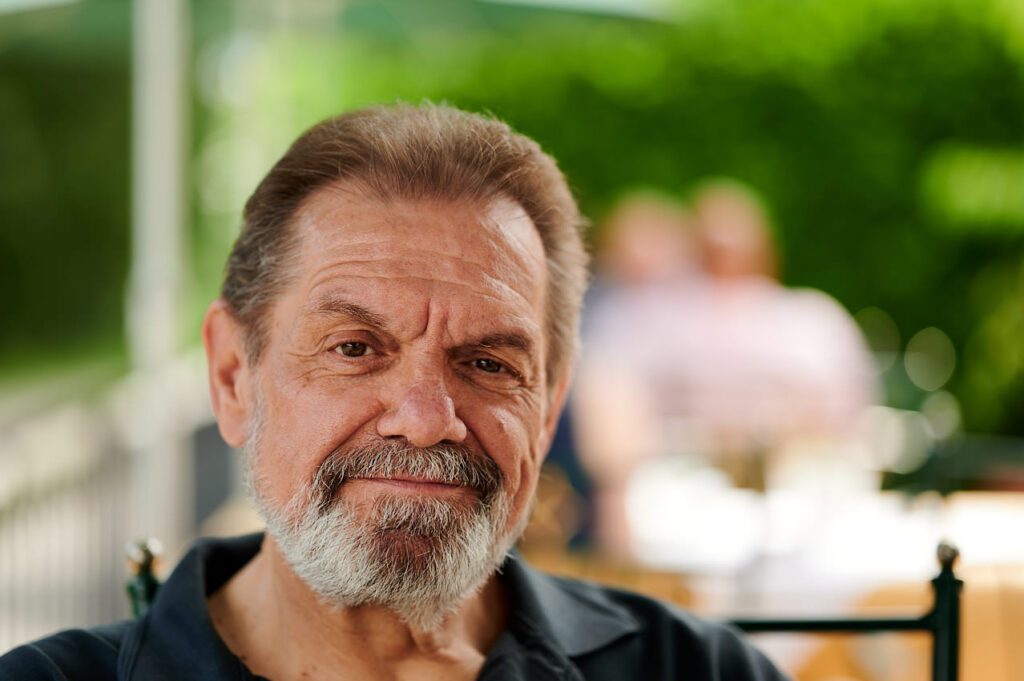 Franz beim Heinzle - voller Erwartung