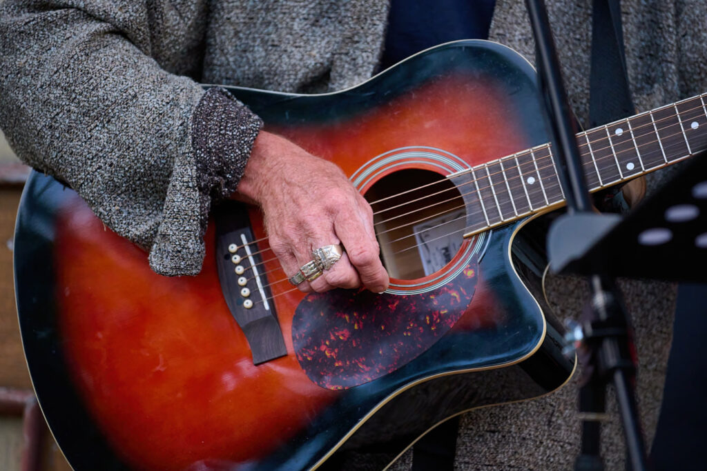 Eine Gitarre