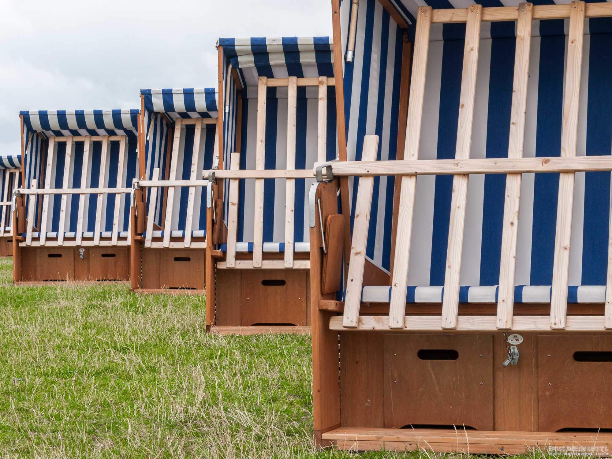 Strandkörbe am Strand von Norderney